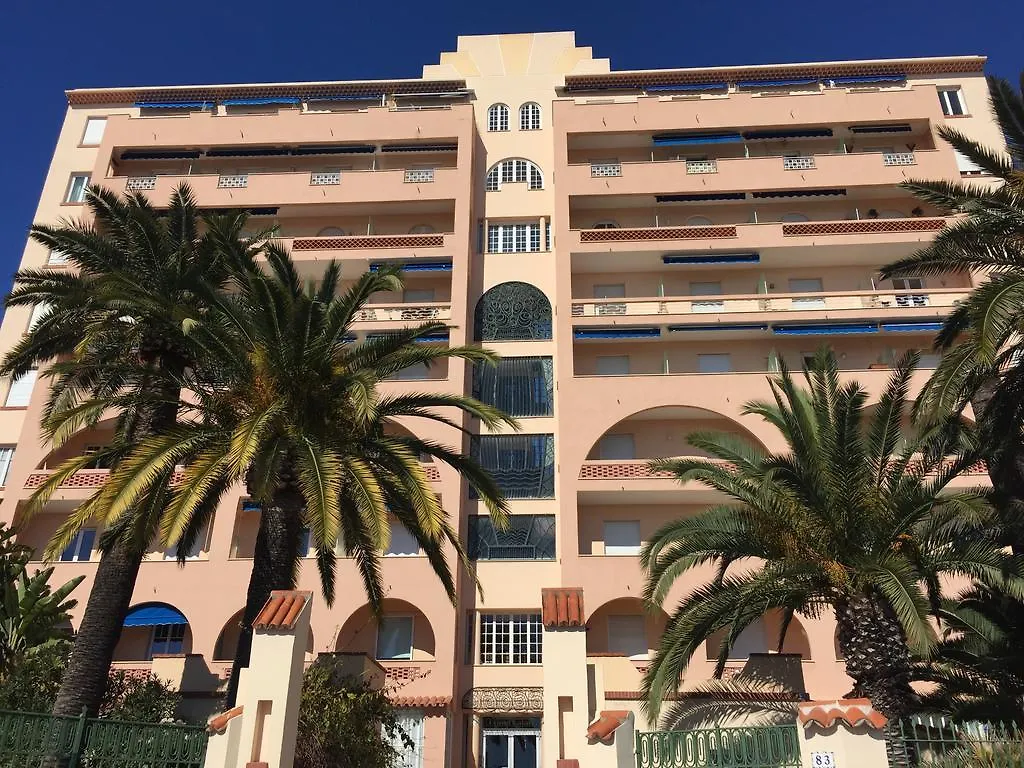 Amazing View Port Golfe-Juan And Garage Apartment 0*,